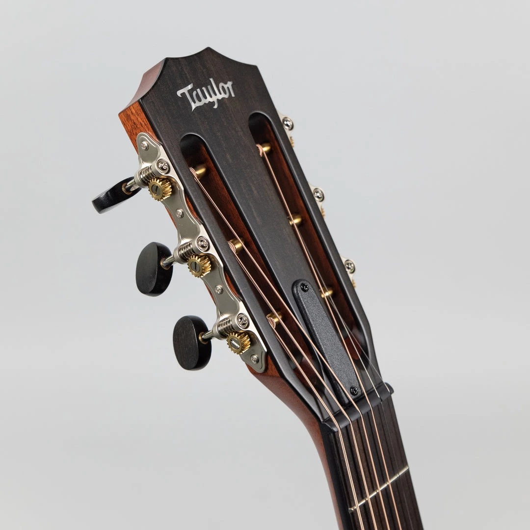 Acoustic Guitars Taylor 322ce 12-Fret, V-Class Bracing (1201062070) 13 Acoustic Guitars Taylor 322ce 12-Fret, V-Class Bracing (1201062070)