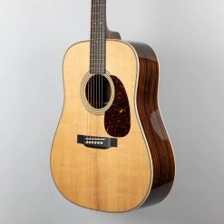 Martin D-28 Modern Deluxe (2531418) 16 Martin D-28 Modern Deluxe (2531418)