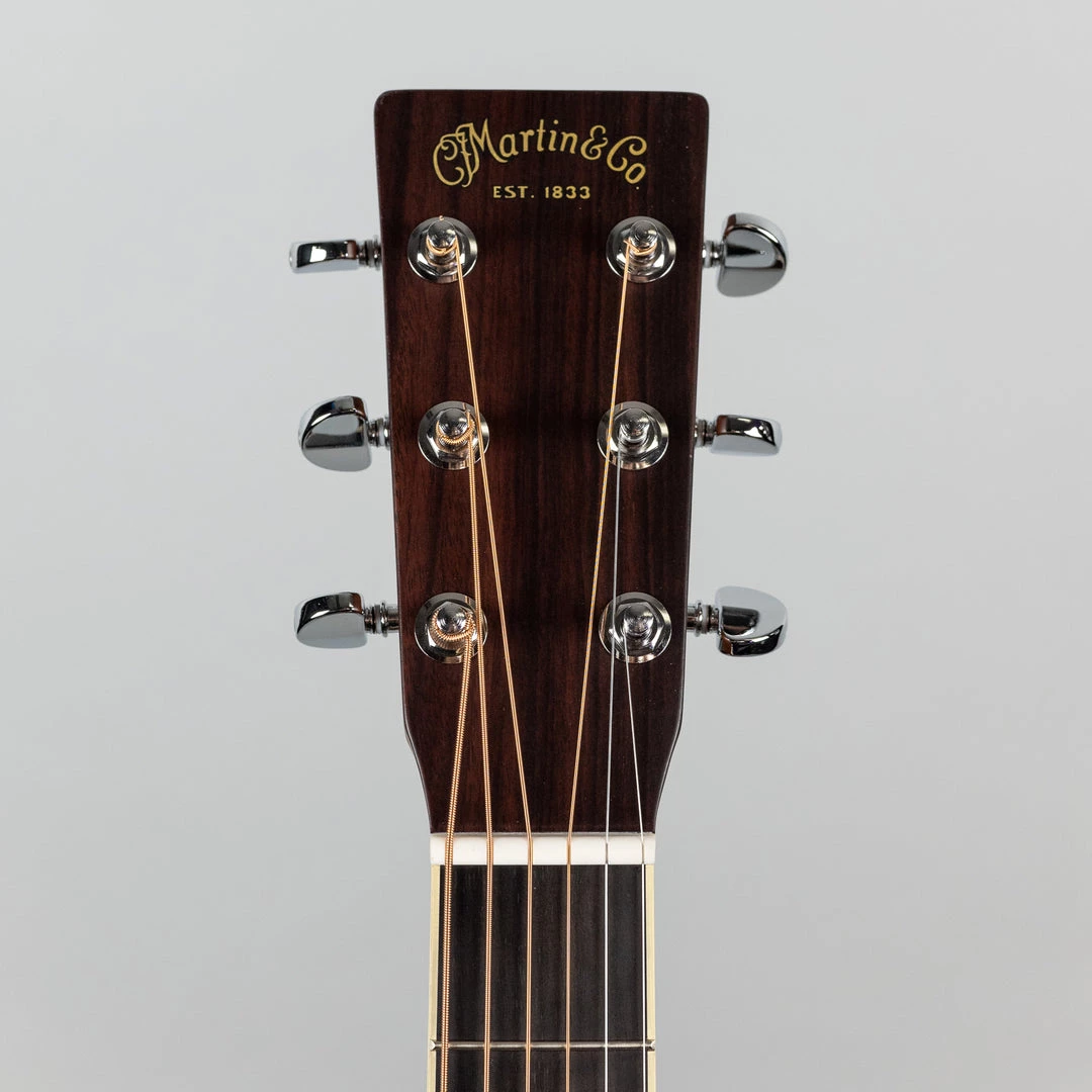 Martin D-35 Acoustic Guitar (2534018) 9 Martin D-35 Acoustic Guitar (2534018)