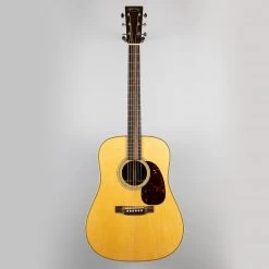 Acoustic Guitars Martin HD-28 Acoustic Guitar (2580370)