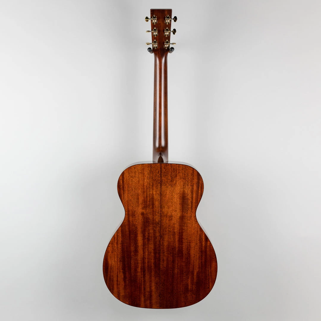 Acoustic Guitars Martin 000-18 Modern Deluxe (2605463) 12 Acoustic Guitars Martin 000-18 Modern Deluxe (2605463)