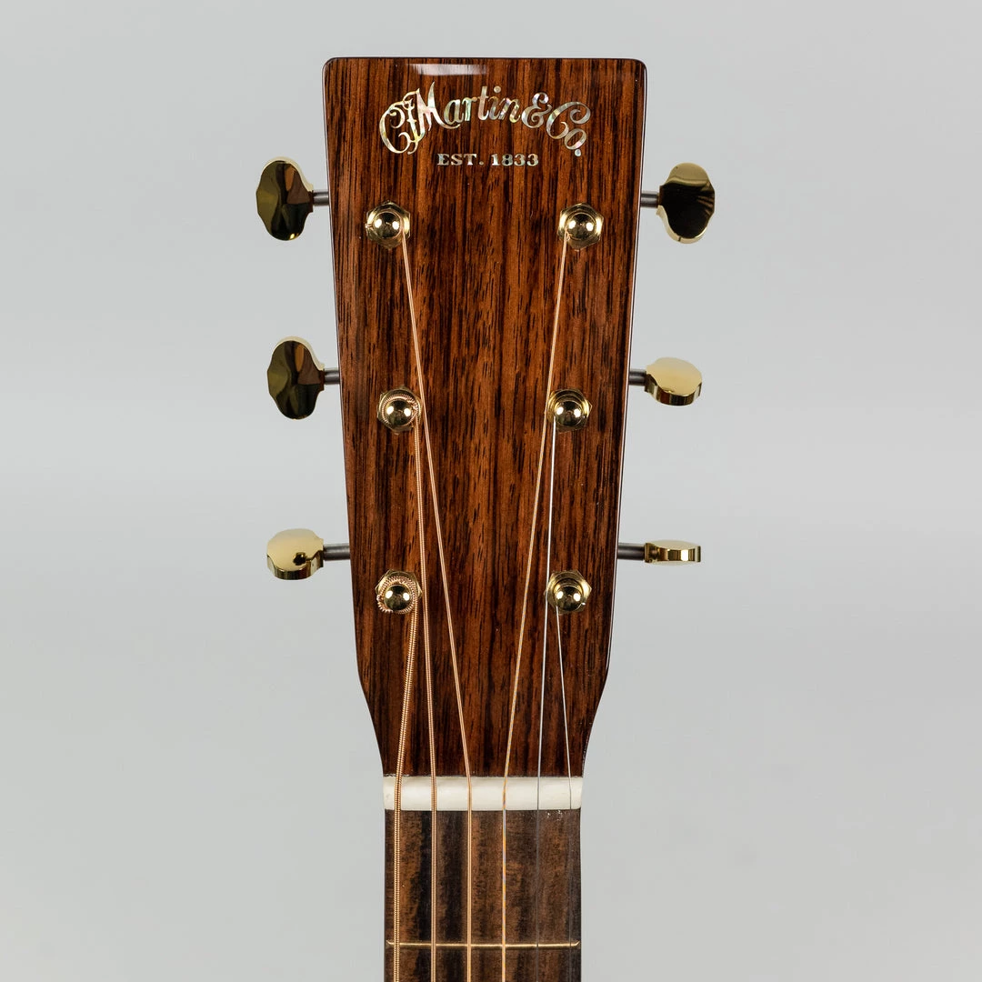 Acoustic Guitars Martin 000-18 Modern Deluxe (2605463) 13 Acoustic Guitars Martin 000-18 Modern Deluxe (2605463)