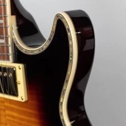 Electric Guitars Used Ibanez AR520HFM In Violin Sunburst W/Hardshell Case