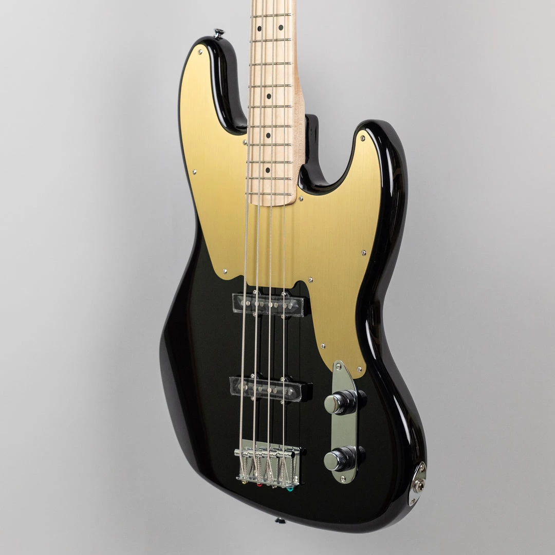 Squier Paranormal Jazz Bass '54 In Black Bass Guitars 6 Squier Paranormal Jazz Bass '54 In Black Bass Guitars