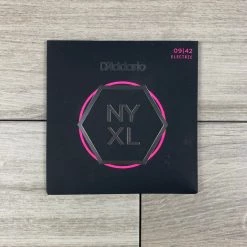 String Sets D'Addario NYXL0942 Nickel Wound Electric Guitar Strings, 9-42, Super Light