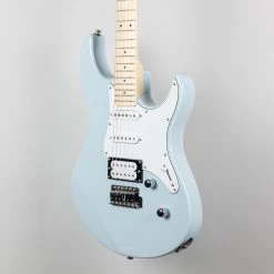 Electric Guitars Yamaha Pacifica PAC112VM-ICB Electric Guitar In Ice Blue