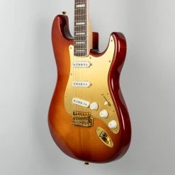 Squier 40th Anniversary Stratocaster, Gold Edition In Sienna Sunburst Electric Guitars