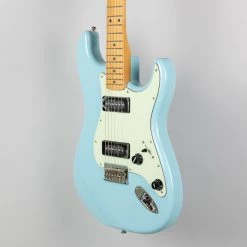 Fender Noventa Stratocaster In Daphne Blue