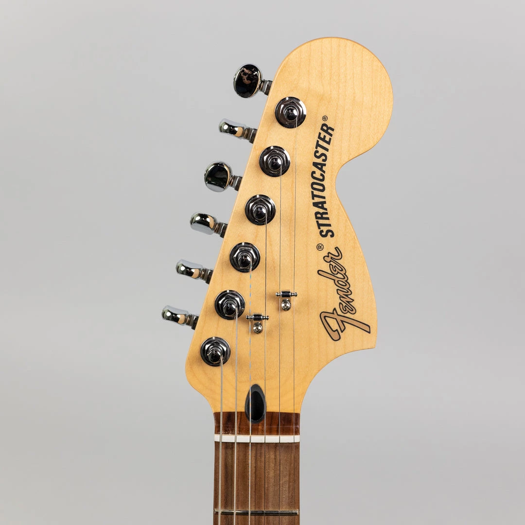 Fender Deluxe Roadhouse Stratocaster In 3-Color Sunburst (MX21209967) Electric Guitars 9 Fender Deluxe Roadhouse Stratocaster In 3-Color Sunburst (MX21209967) Electric Guitars