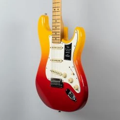 Electric Guitars Fender Player Plus Stratocaster In Tequila Sunrise (MX21238014)