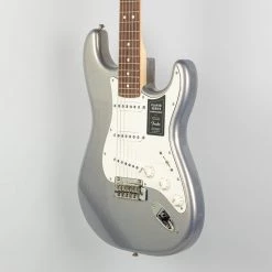 Electric Guitars Fender Player Stratocaster In Silver (MX21240210) 13 Electric Guitars Fender Player Stratocaster In Silver (MX21240210)
