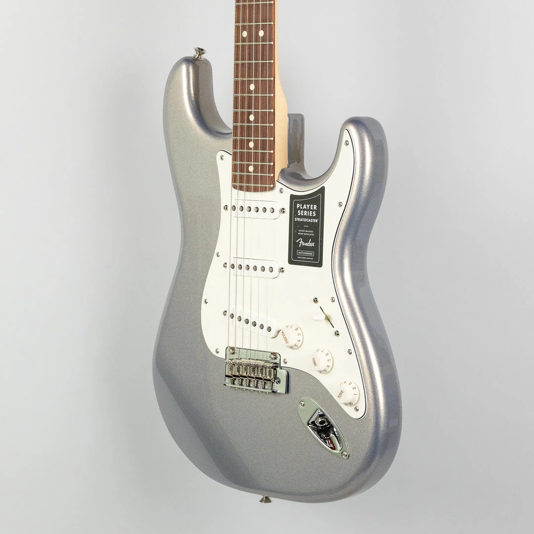 Electric Guitars Fender Player Stratocaster In Silver (MX21240210) 6 Electric Guitars Fender Player Stratocaster In Silver (MX21240210)