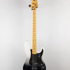 Fender Player Plus Precision Bass In Silver Smoke (MX21253323) 11 Fender Player Plus Precision Bass In Silver Smoke (MX21253323)