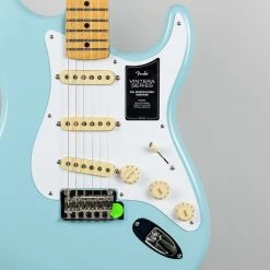 Electric Guitars Fender Vintera '50s Stratocaster Modified In Daphne Blue (MX22008285) 15 Electric Guitars Fender Vintera '50s Stratocaster Modified In Daphne Blue (MX22008285)