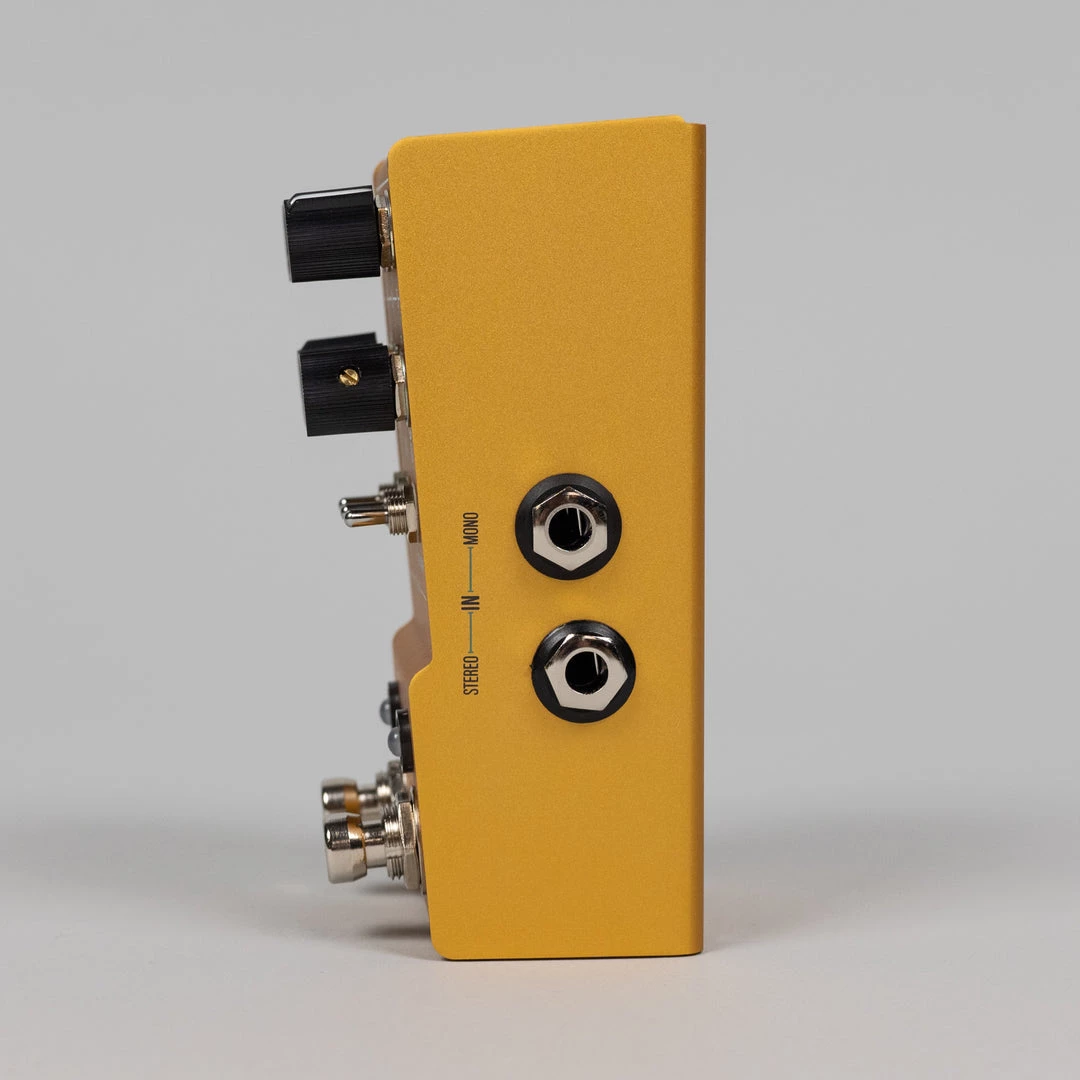 Walrus Audio MAKO Series: ACS1 Amp + Cab Simulator 7 Walrus Audio MAKO Series: ACS1 Amp + Cab Simulator