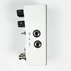 Walrus Audio MAKO Series: D1 High-Fidelity Delay V2 Effects Pedals