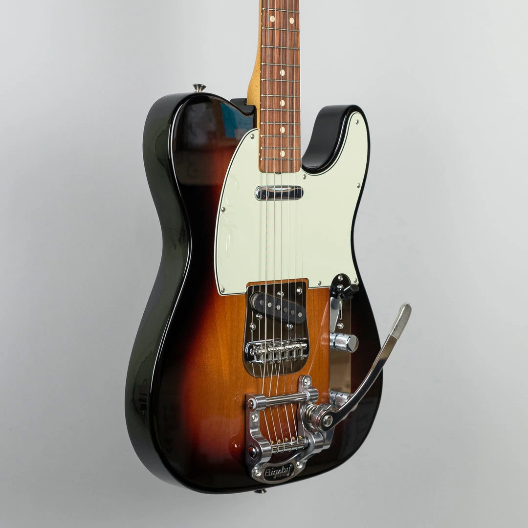 Electric Guitars Fender Vintera '60s Telecaster Bigsby In 3-Color Sunburst 5 Electric Guitars Fender Vintera '60s Telecaster Bigsby In 3-Color Sunburst