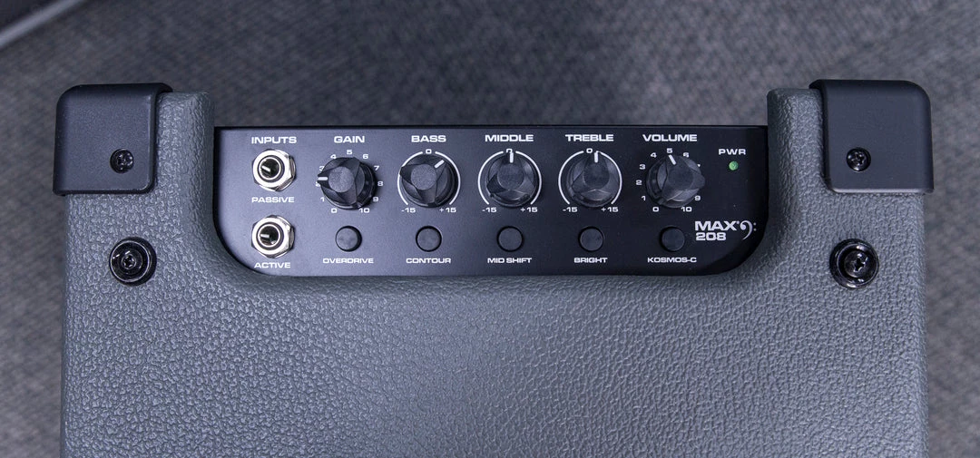 Peavey MAX 208, 2x8" 200watt Bass Amp 4 Peavey MAX 208, 2x8" 200watt Bass Amp