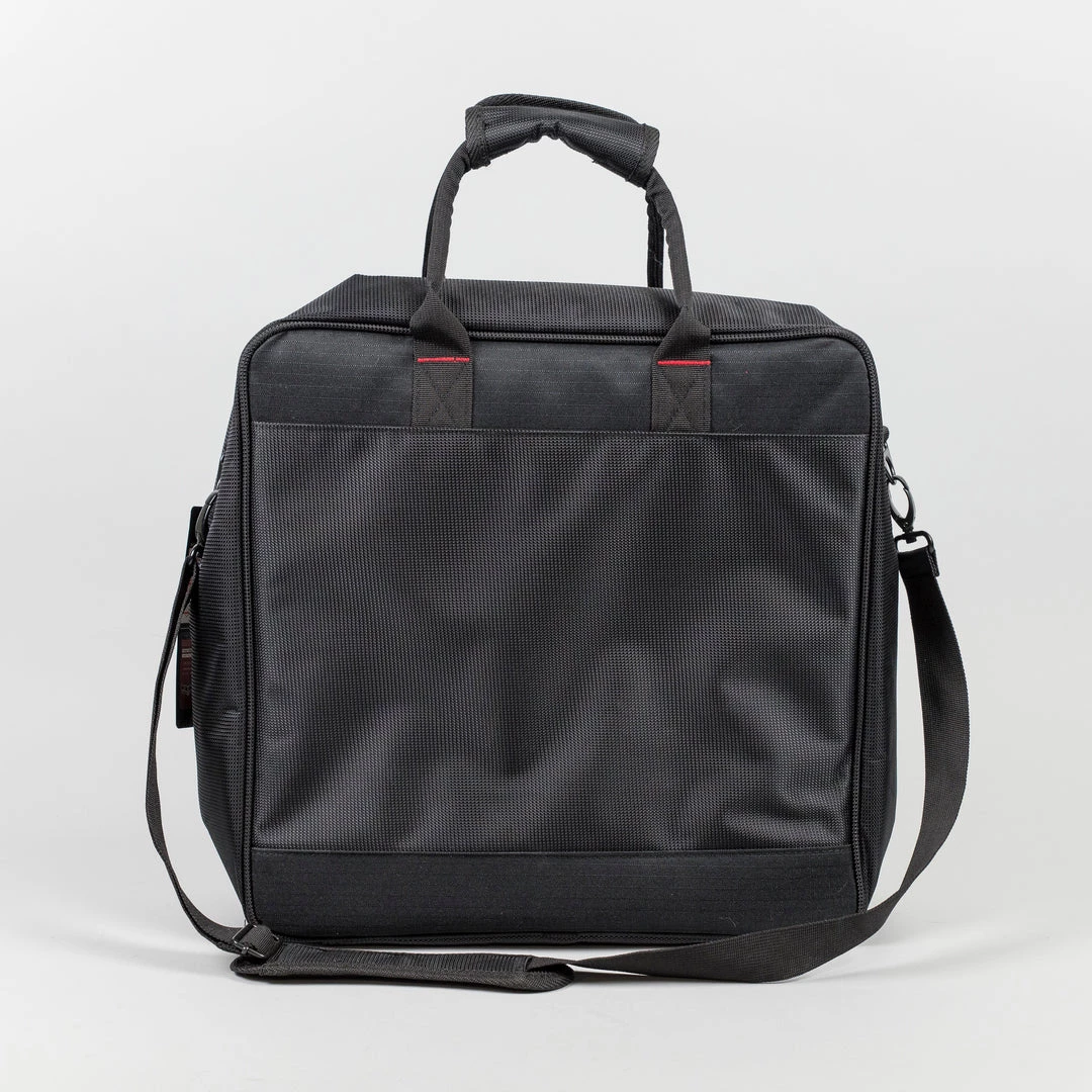 Gator Padded Nylon 15″ X 15″ X 5.5″ Mixer/Gear Bag PA Accessories 4 Gator Padded Nylon 15″ X 15″ X 5.5″ Mixer/Gear Bag PA Accessories