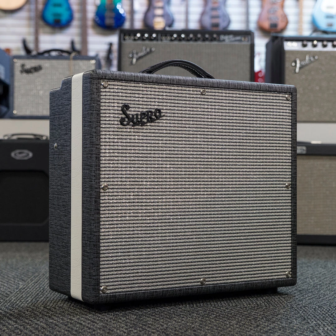 Supro 1696RT Black Magick Reverb Combo Amp 3 Supro 1696RT Black Magick Reverb Combo Amp