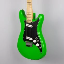 Electric Guitars Fender Player Lead II In Neon Green