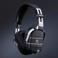 Boss WAZA - AIR Wireless Personal Guitar Amplification Headphones Guitar & Bass Amps