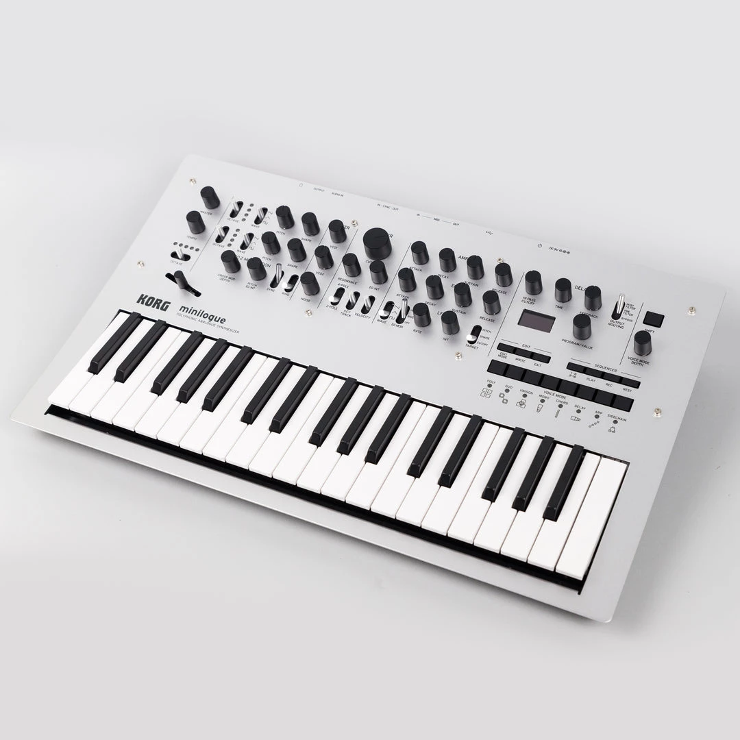 Korg Minilogue Polyphonic Analogue Synthesizer Synthesizers 3 Korg Minilogue Polyphonic Analogue Synthesizer Synthesizers