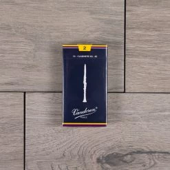 Woodwind Accessories Vandoren Traditional Bb Clarinet Reeds Strength 2 (Box Of 10)