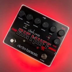 Electro-Harmonix Deluxe Big Muff Pi Effects Pedals