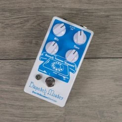 Effects Pedals EarthQuaker Devices Dispatch Master V3