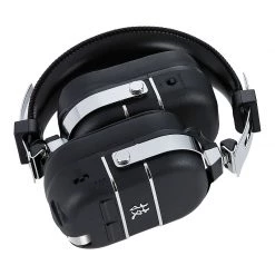 Boss WAZA - AIR Wireless Personal Guitar Amplification Headphones Guitar & Bass Amps