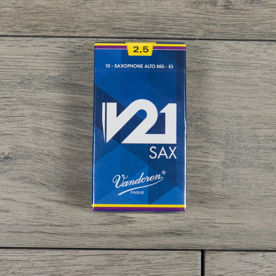 Woodwind Accessories Vandoren V21 Alto Sax Reeds Strength 2.5 (Box Of 10) 3 Woodwind Accessories Vandoren V21 Alto Sax Reeds Strength 2.5 (Box Of 10)