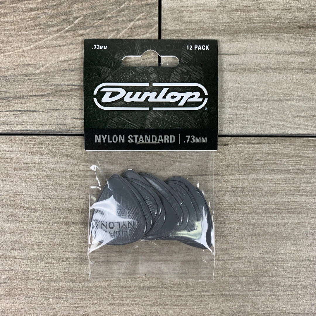 Dunlop Nylon Standard Picks, 12-Pack, 0.73mm Fretted Accessories 3 Dunlop Nylon Standard Picks, 12-Pack, 0.73mm Fretted Accessories