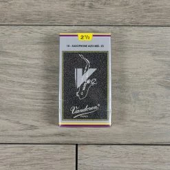 Woodwind Accessories Vandoren V12 Alto Sax Reeds Strength 2.5 (Box Of 10)