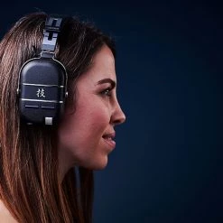 Boss WAZA - AIR Wireless Personal Guitar Amplification Headphones Guitar & Bass Amps