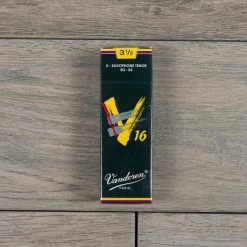 Vandoren V16 Tenor Sax Reeds Strength 3.5 (Box Of 5)