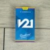 Vandoren V21 Bb Clarinet Reeds Strength 3.5 (Box Of 10) Woodwind Accessories