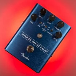 Effects Pedals Fender Mirror Image Delay Pedal