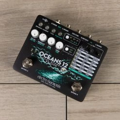 Effects Pedals Electro-Harmonix Oceans 12 Dual Stereo Reverb