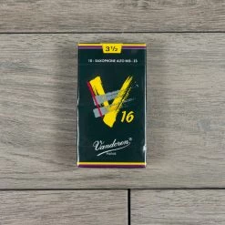 Vandoren V16 Alto Sax Reeds Strength 3.5 (Box Of 10)