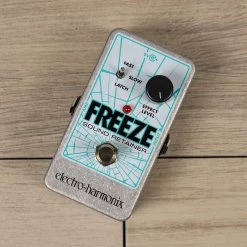 Electro-Harmonix Freeze Sound Retainer Effects Pedals