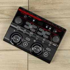 Boss RC-202 Loop Station Effects Pedals