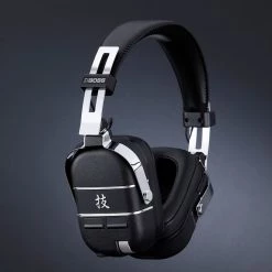 Boss WAZA - AIR Wireless Personal Guitar Amplification Headphones Guitar & Bass Amps