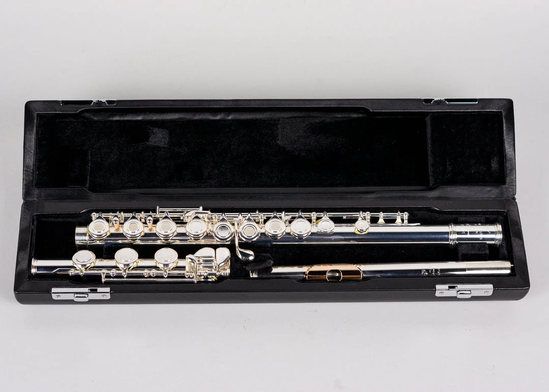Powell Sonaré PS61BEFK Flute, Open Cups, Offset G, Low B Foot, Aurumite Lip Plate Band Instruments 10 Powell Sonaré PS61BEFK Flute, Open Cups, Offset G, Low B Foot, Aurumite Lip Plate Band Instruments