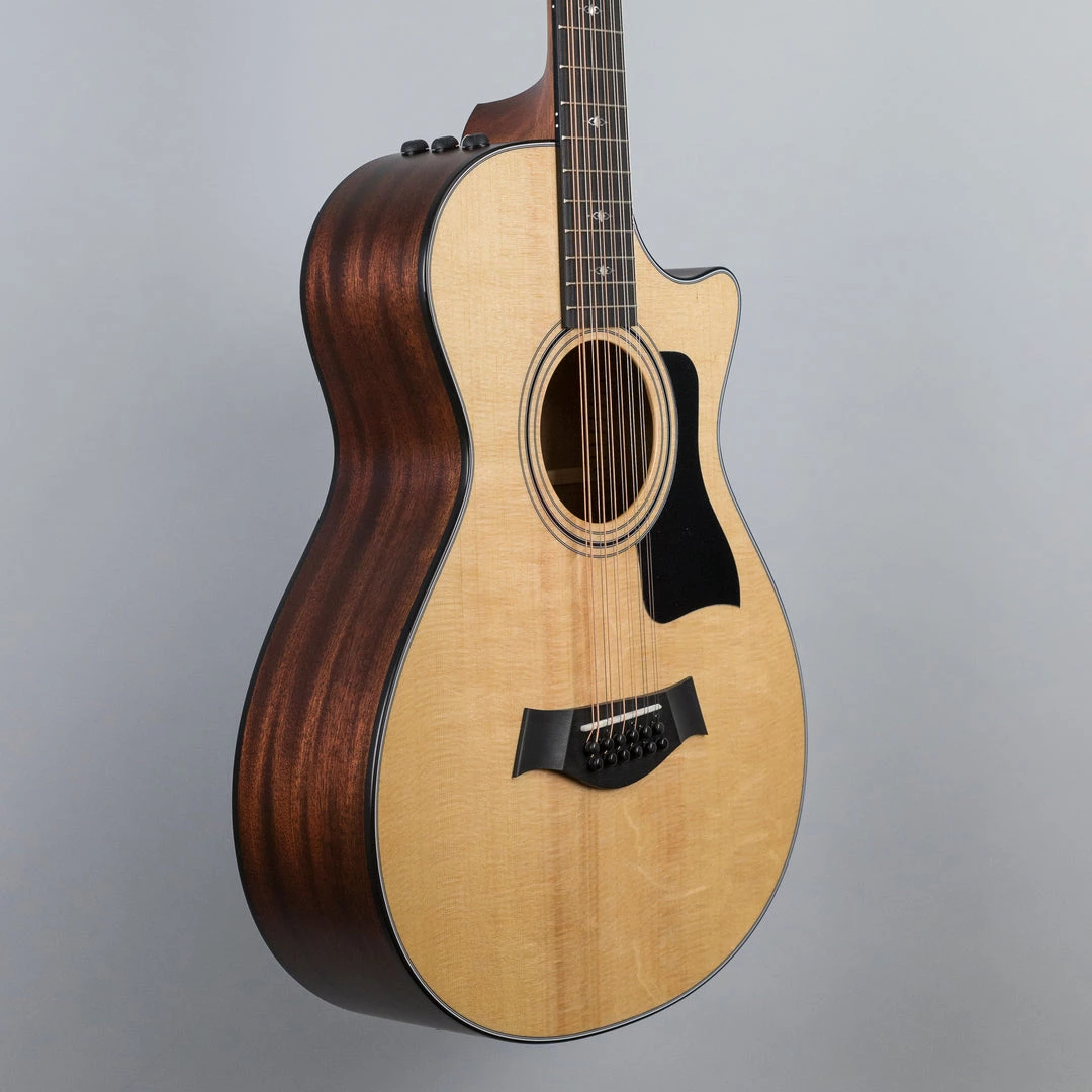 Acoustic Guitars Taylor 352ce 12-String Acoustic/Electric Guitar 6 Acoustic Guitars Taylor 352ce 12-String Acoustic/Electric Guitar